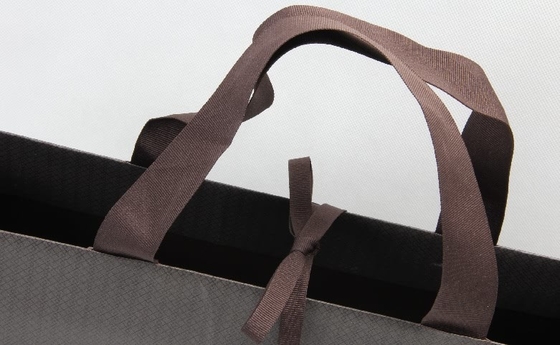 Siebdruck Personalisierte Papiertüten Formelle Kleidung Anzug Luxus Papiertüten