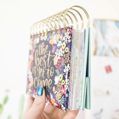 Monatliche Tisch-Adventskalender, die gewellte Blumen-Wandkalender bedrucken