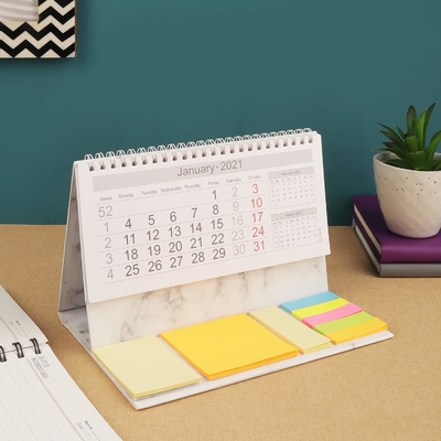 C1S Art Paper Kundenspezifischer Kalender, der vollfarbige Kalender für das Marketing druckt